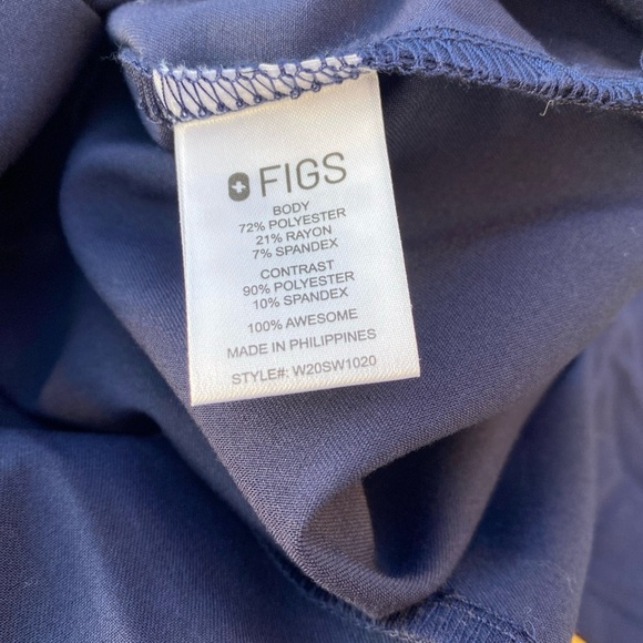 Figs Navy DELMAS Oversized Pocket Scrub Top *Limited Edition* (J-22) - Picture 6 of 8